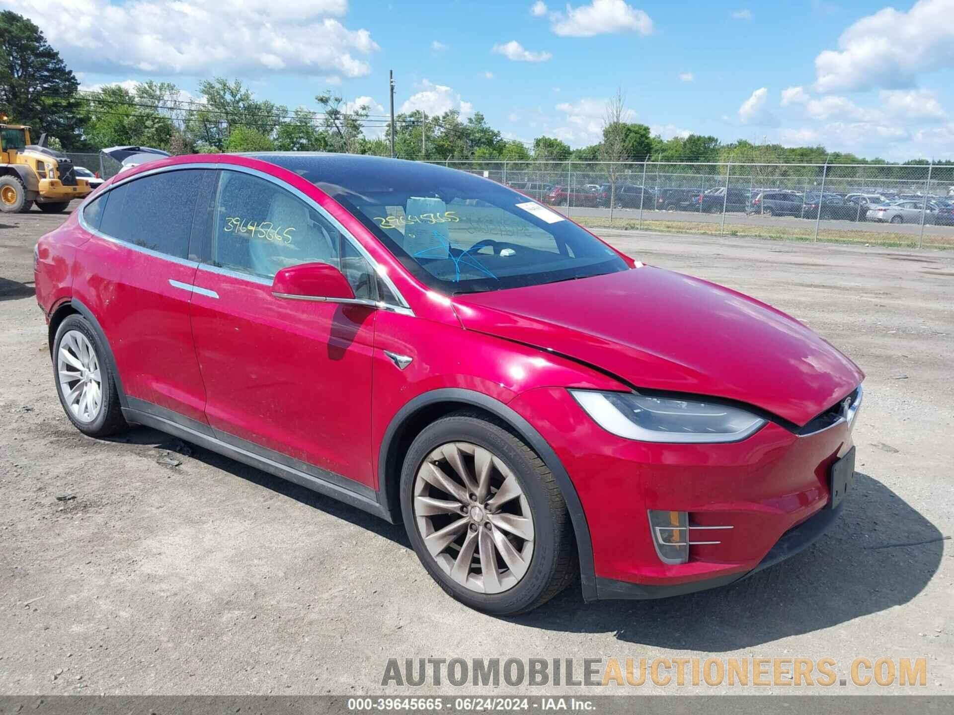 5YJXCBE26JF103731 TESLA MODEL X 2018