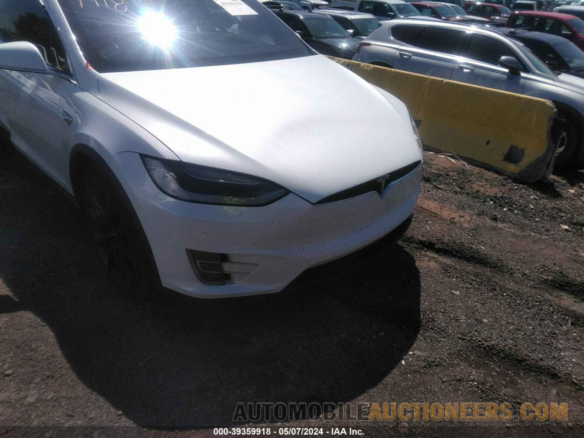 5YJXCBE26KF153711 TESLA MODEL X 2019