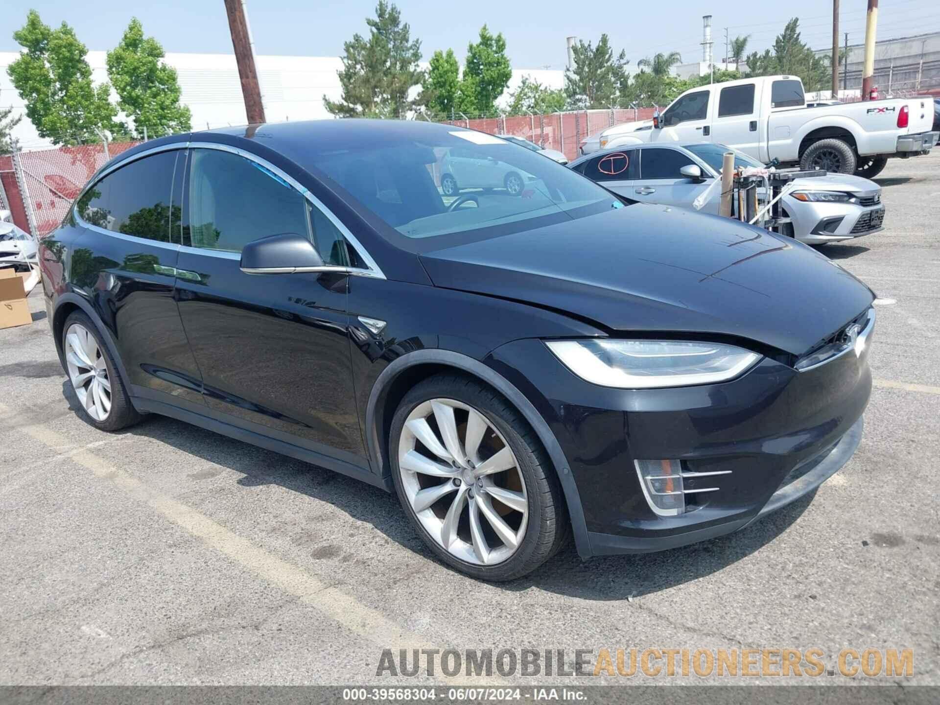 5YJXCBE27GF005526 TESLA MODEL X 2016