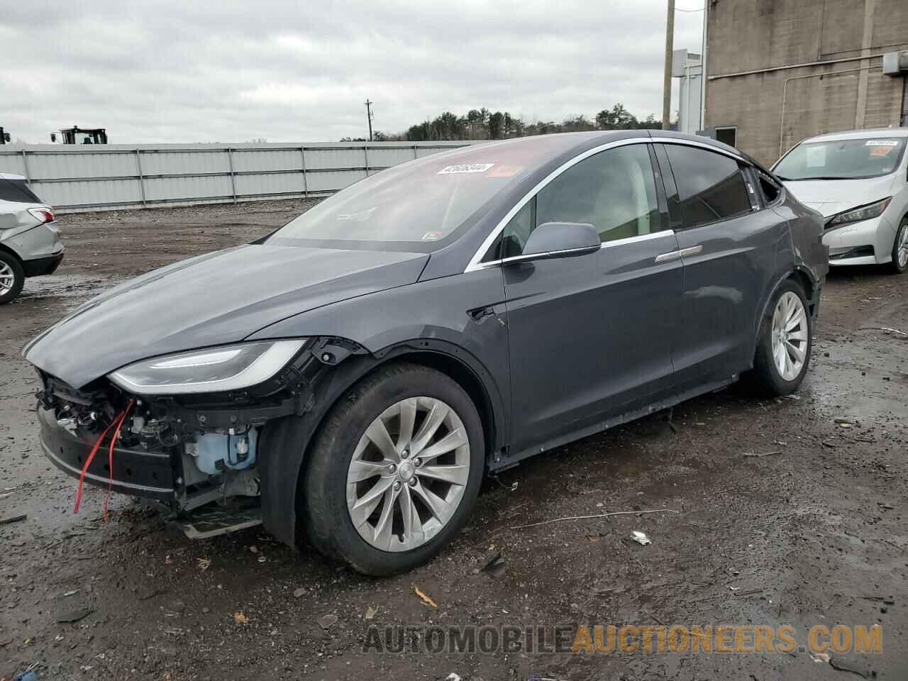 5YJXCBE27HF029682 TESLA MODEL X 2017