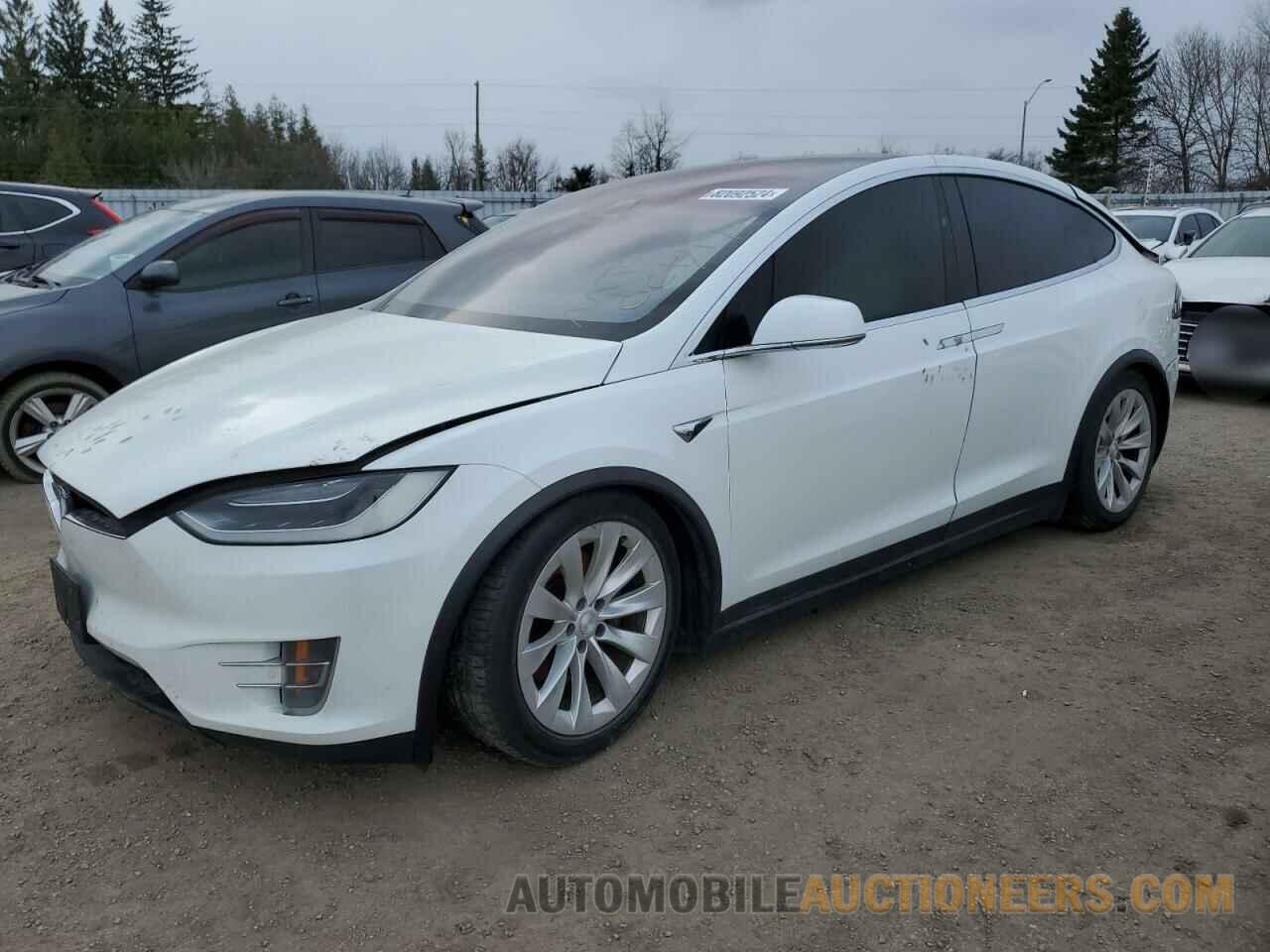 5YJXCBE27HF048961 TESLA MODEL X 2017