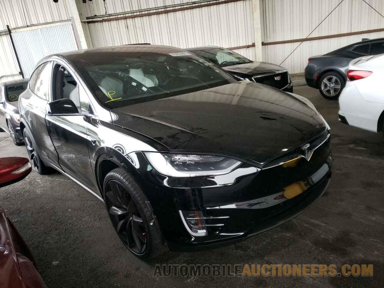 5YJXCBE27HF076162 TESLA MODEL X 2017