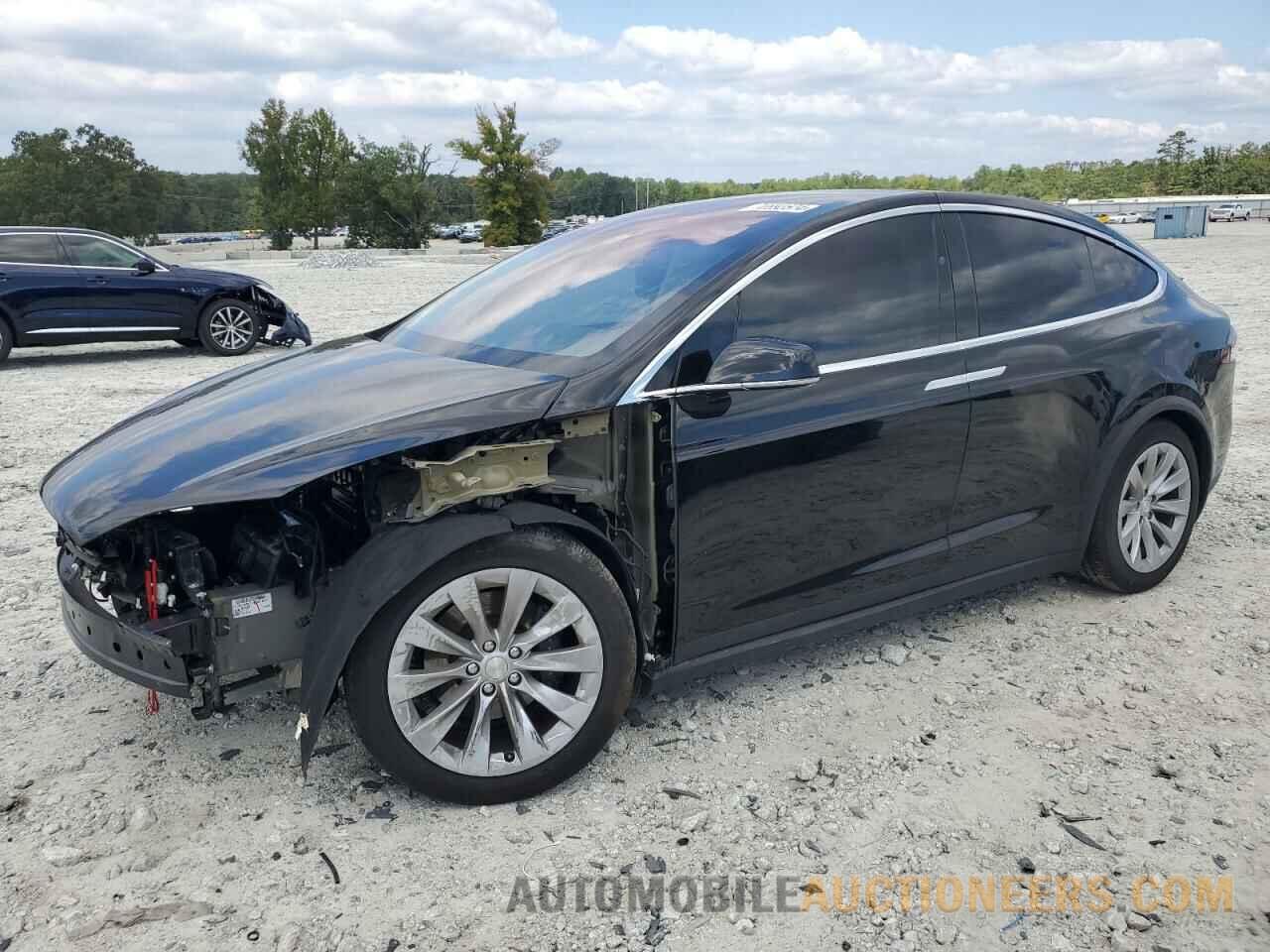 5YJXCBE27JF091587 TESLA MODEL X 2018