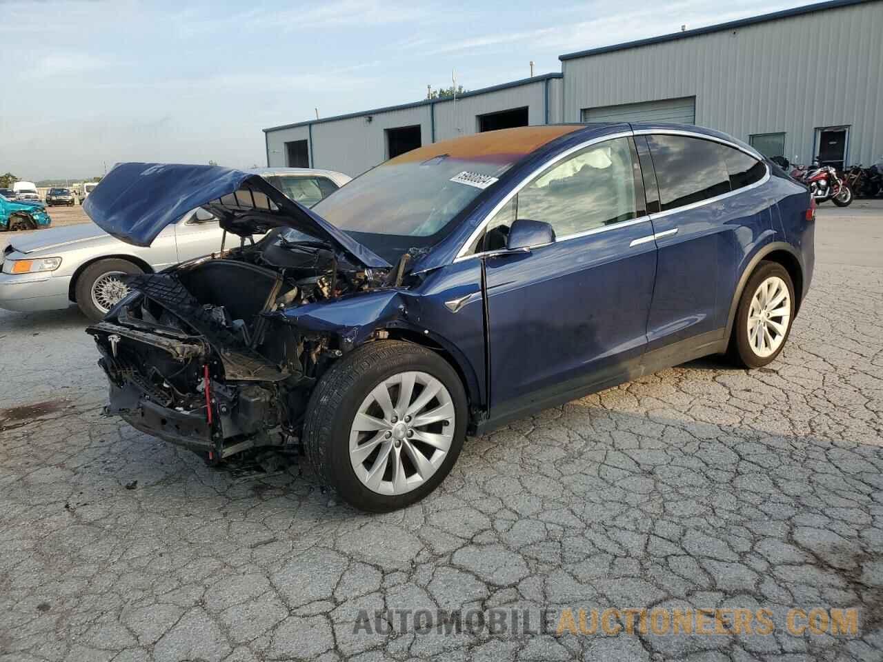 5YJXCBE27JF123079 TESLA MODEL X 2018