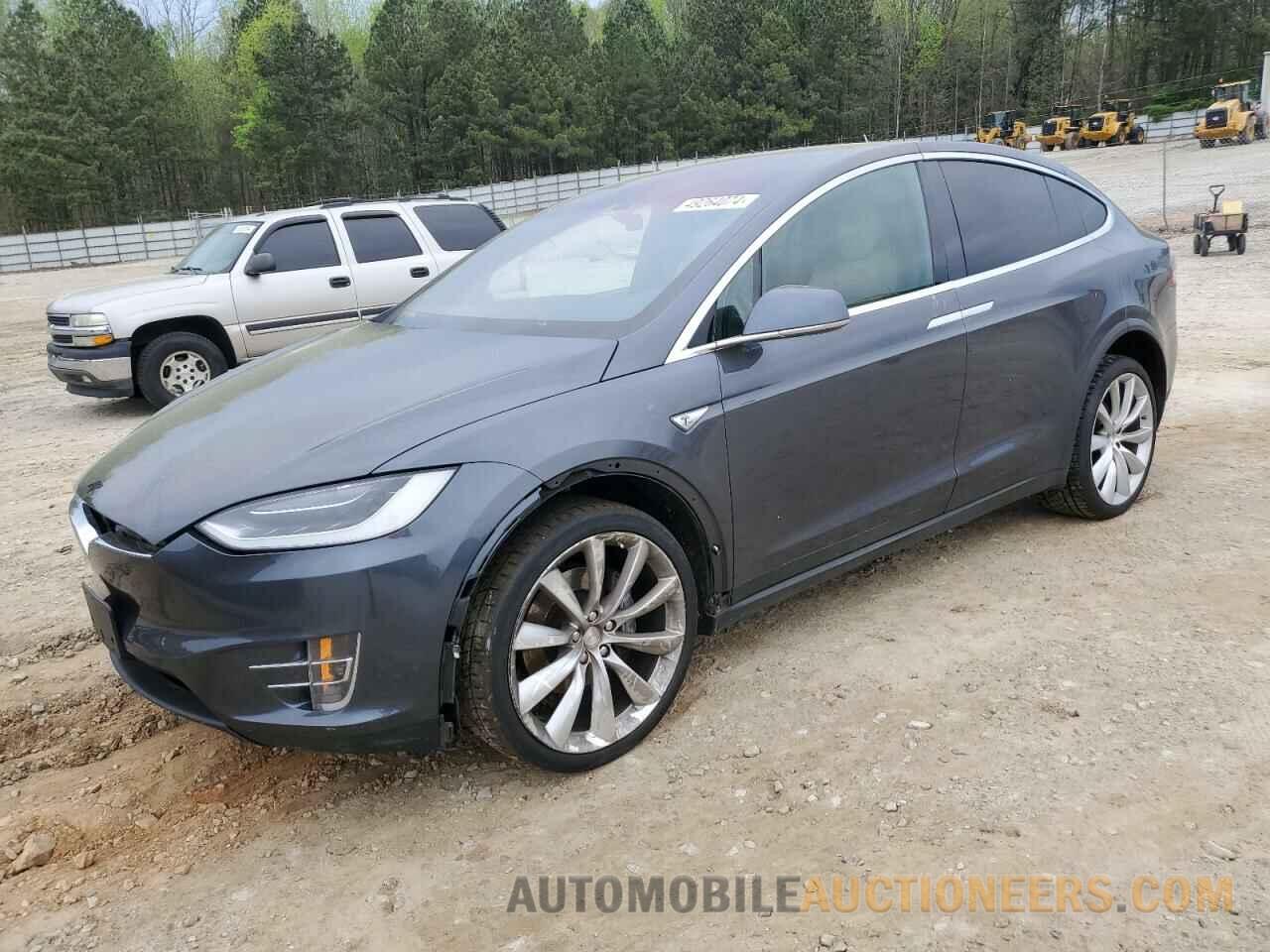 5YJXCBE28GF004126 TESLA MODEL X 2016