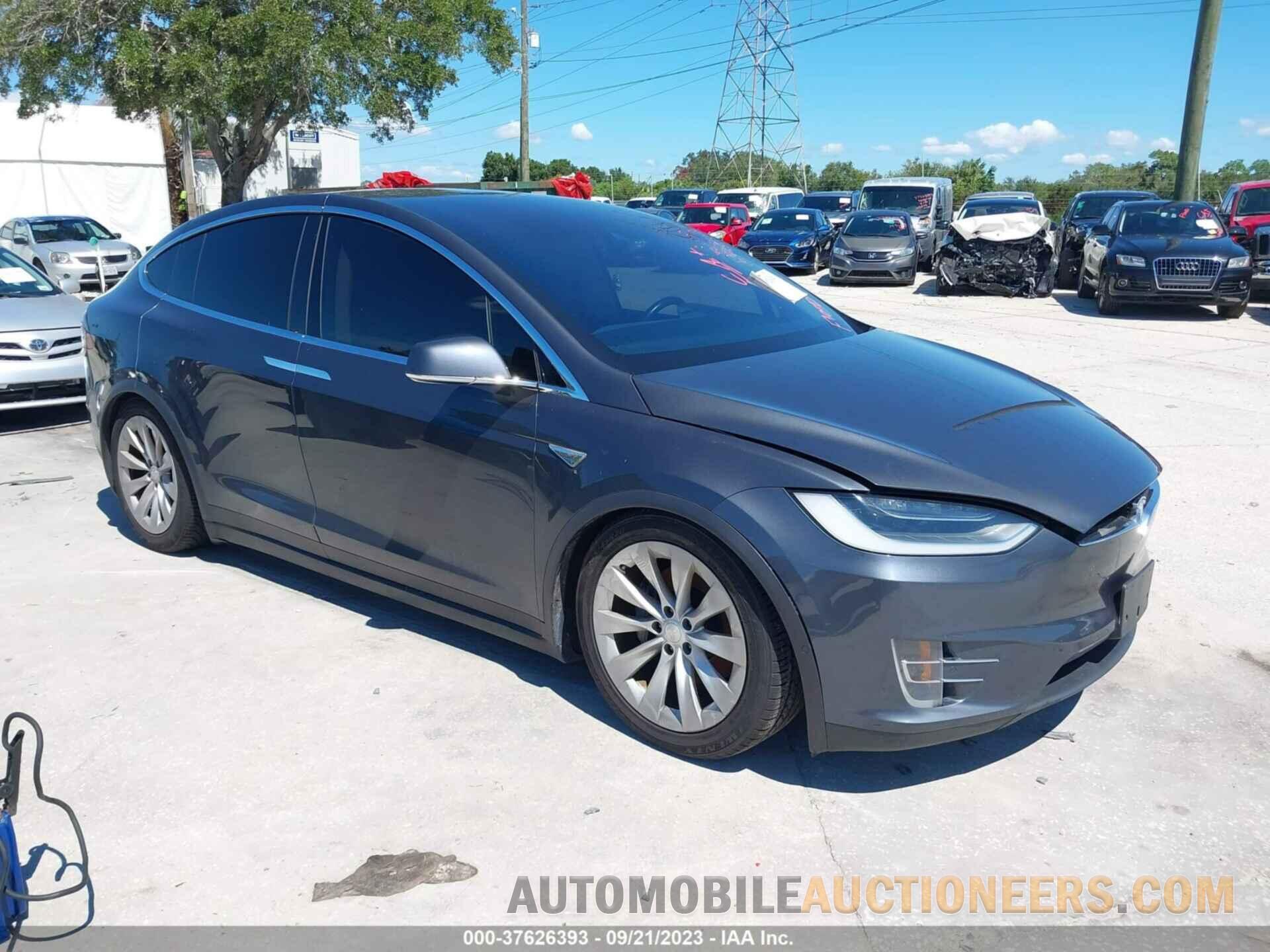 5YJXCBE28GF017670 TESLA MODEL X 2016