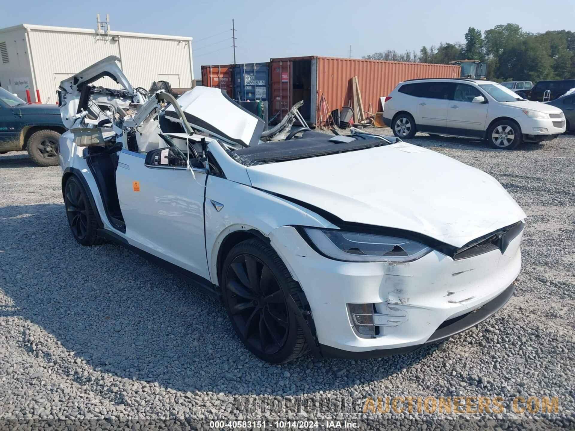 5YJXCBE28HF062707 TESLA MODEL X 2017