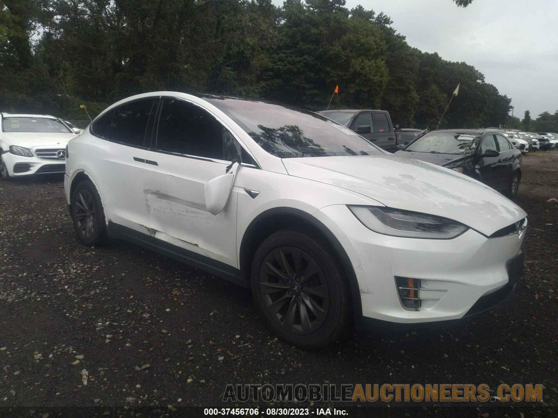 5YJXCBE28HF066644 TESLA MODEL X 2017