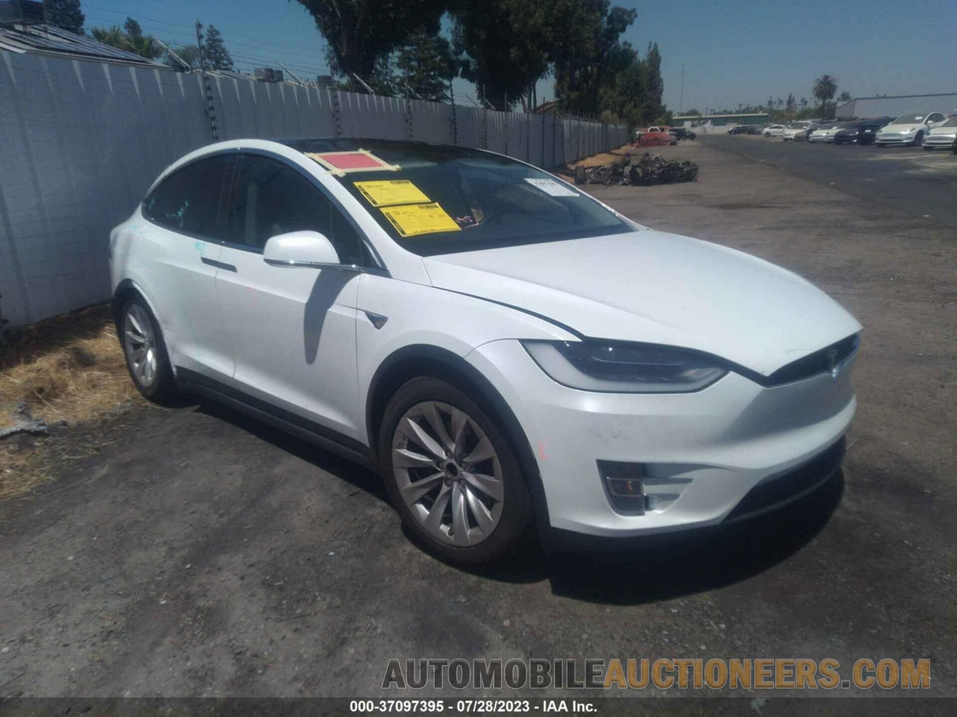 5YJXCBE28JF100183 TESLA MODEL X 2018