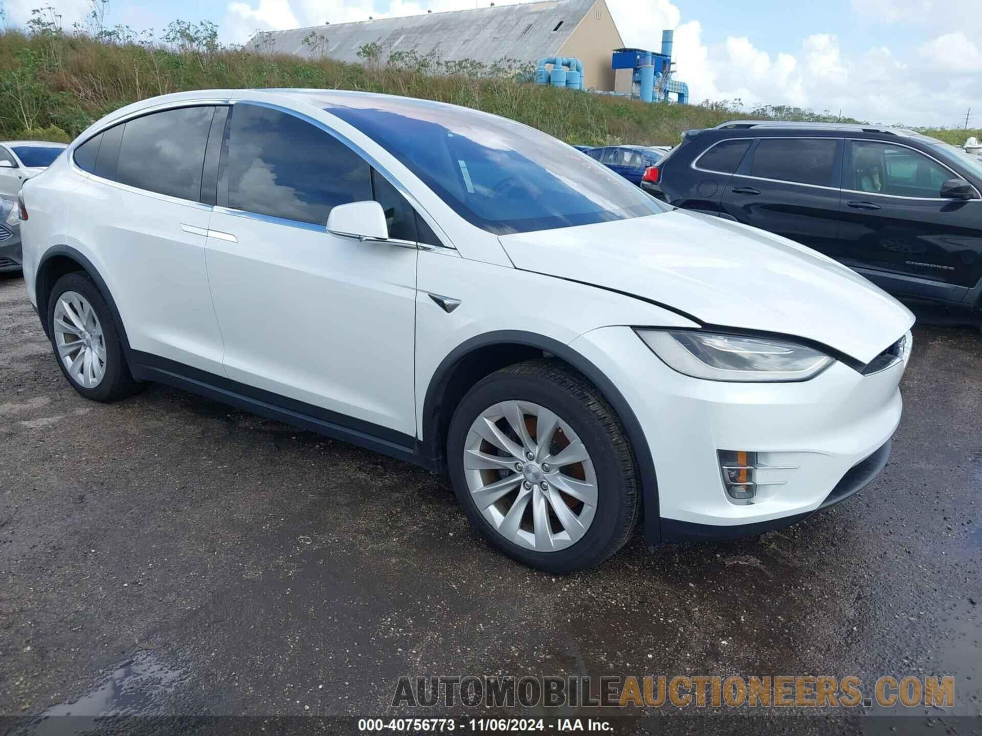 5YJXCBE28KF152415 TESLA MODEL X 2019