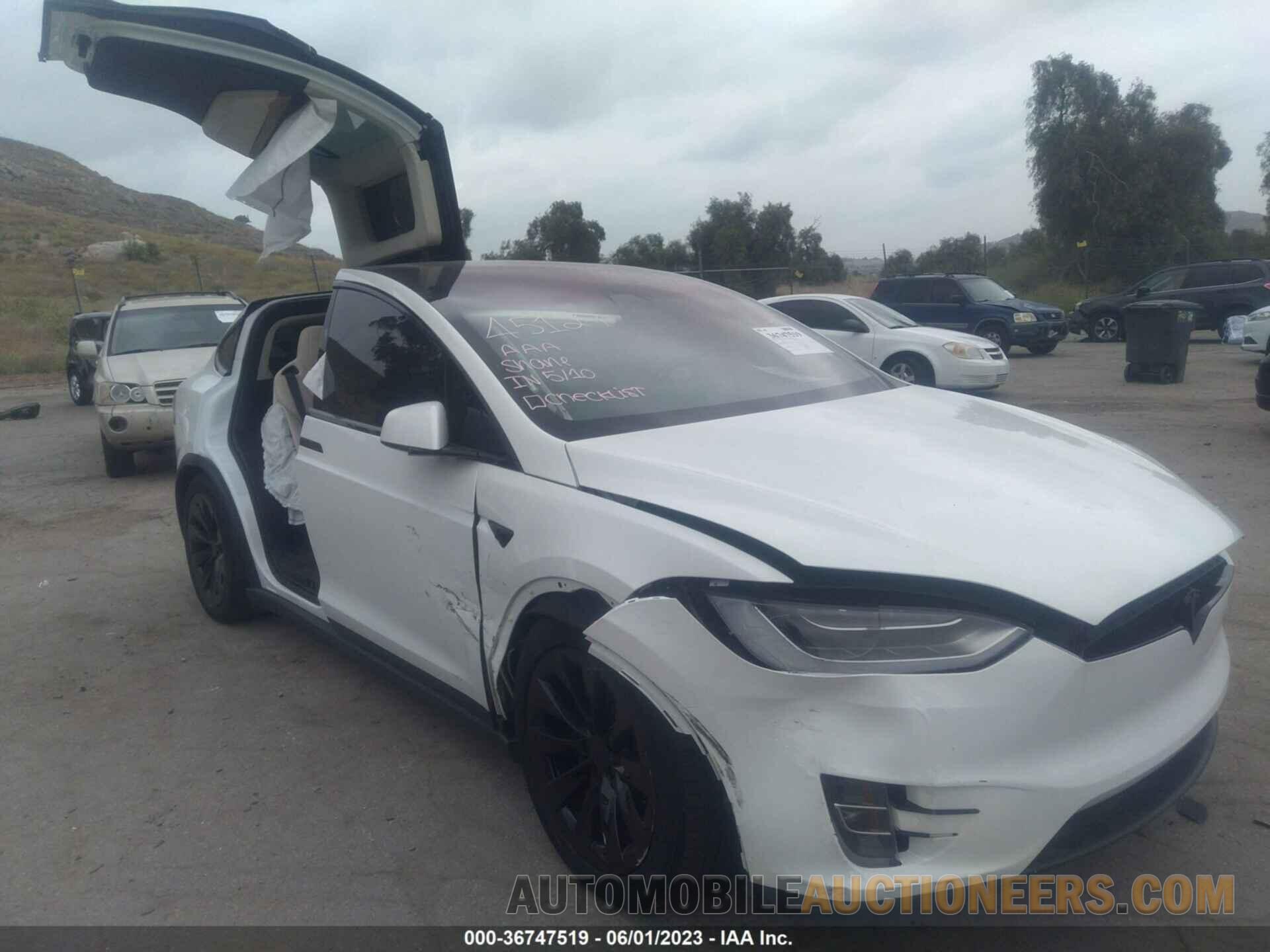 5YJXCBE28KF158926 TESLA MODEL X 2019