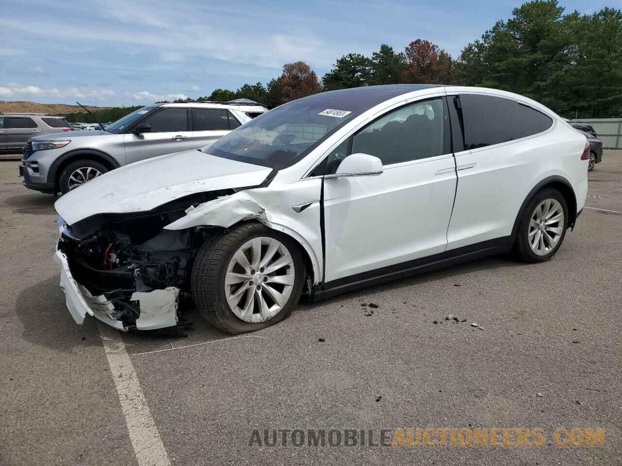 5YJXCBE28KF192879 TESLA MODEL X 2019