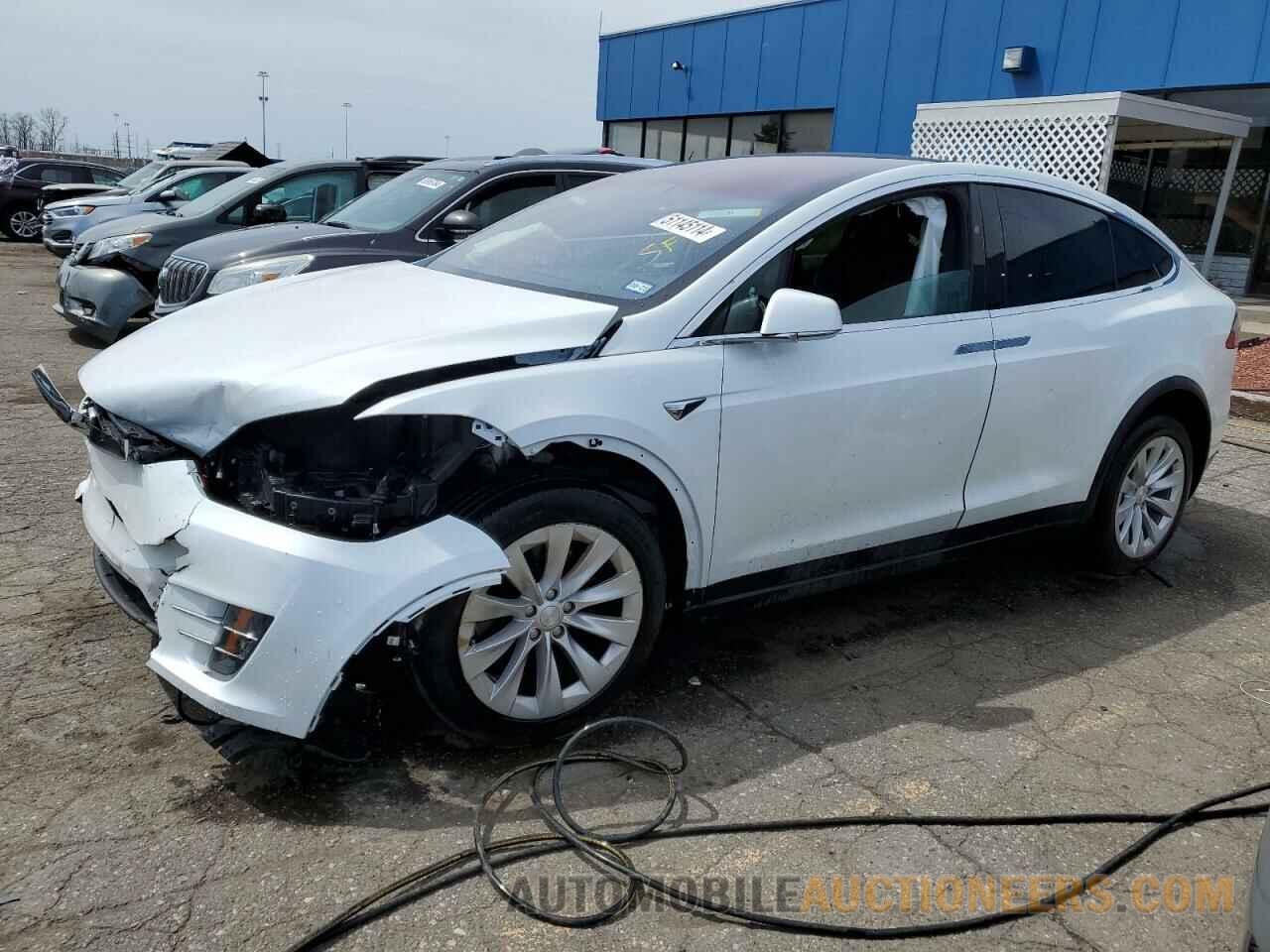 5YJXCBE28LF280154 TESLA MODEL X 2020