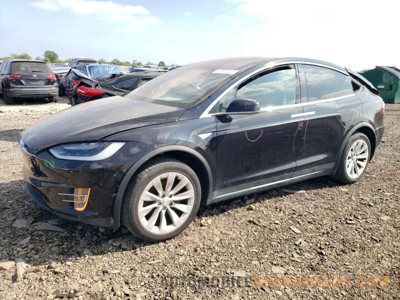 5YJXCBE29GF003504 TESLA MODEL X 2016