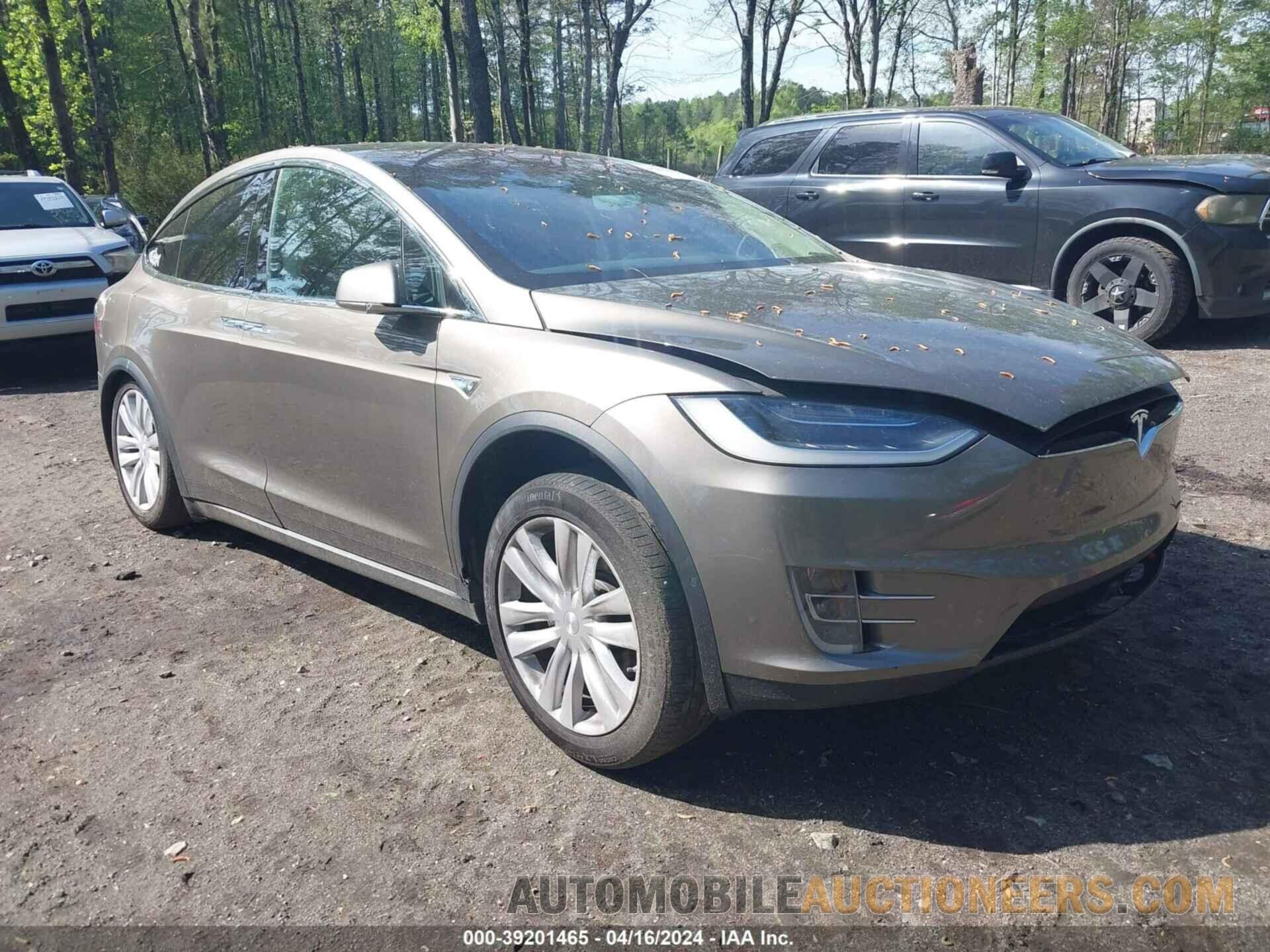 5YJXCBE29GF003535 TESLA MODEL X 2016