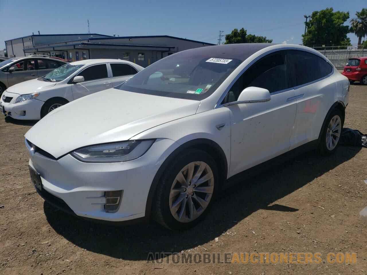 5YJXCBE29GF012168 TESLA MODEL X 2016