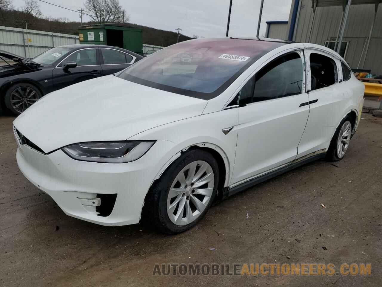 5YJXCBE29HF042790 TESLA MODEL X 2017