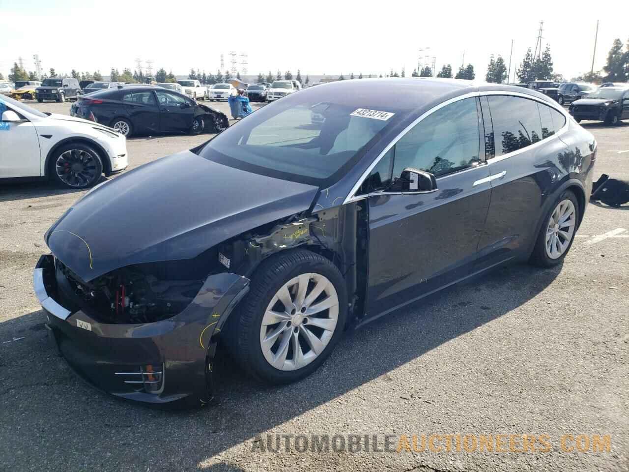 5YJXCBE29HF074137 TESLA MODEL X 2017