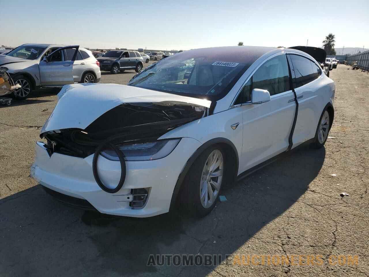 5YJXCBE29JF124475 TESLA MODEL X 2018