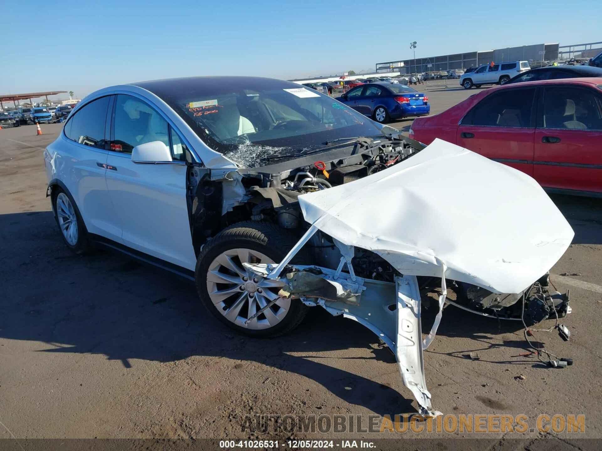 5YJXCBE29JF128347 TESLA MODEL X 2018