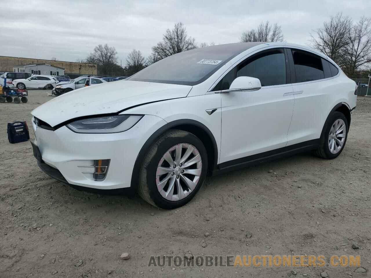 5YJXCBE29KF185701 TESLA MODEL X 2019