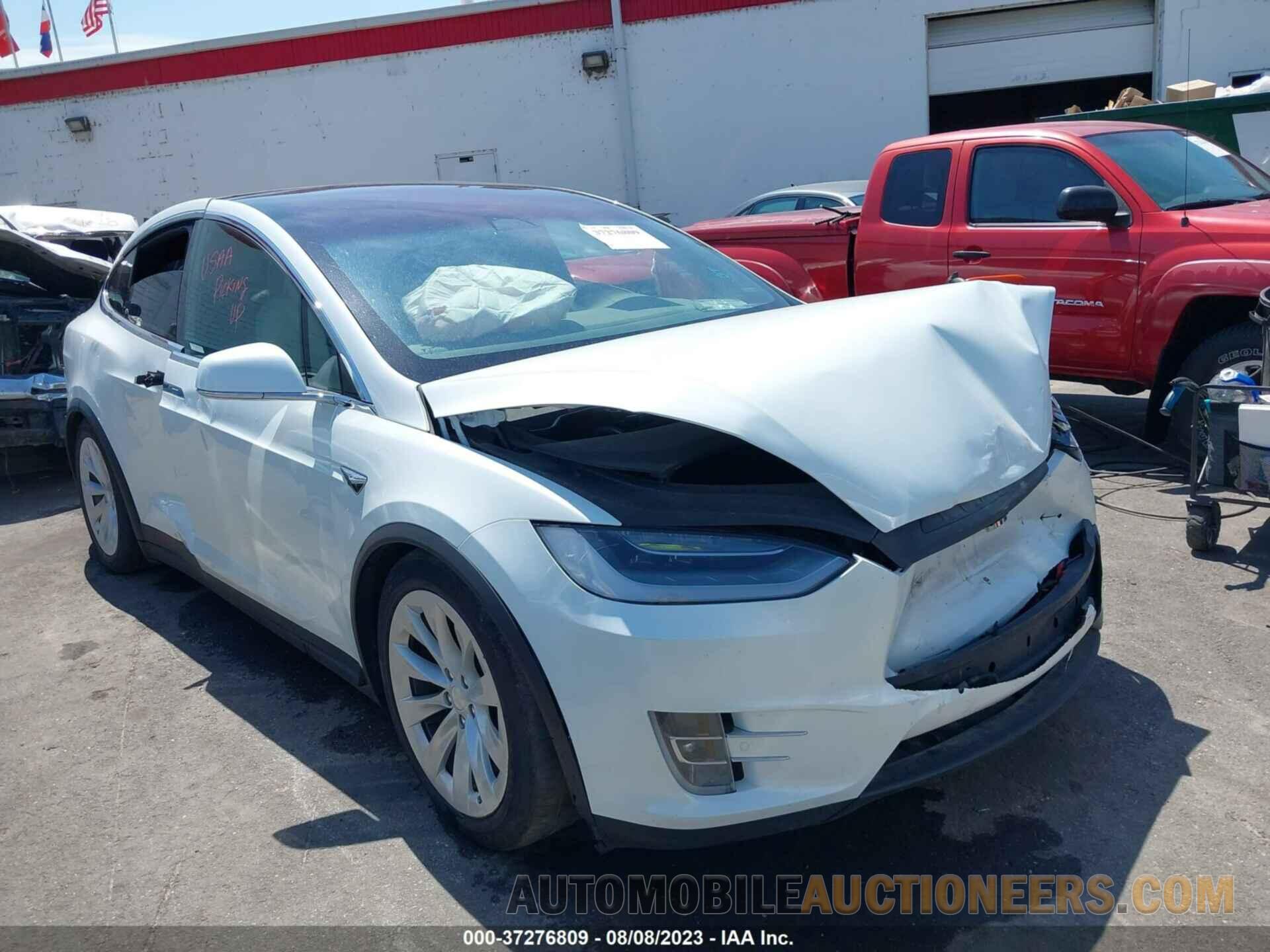 5YJXCBE29LF264450 TESLA MODEL X 2020