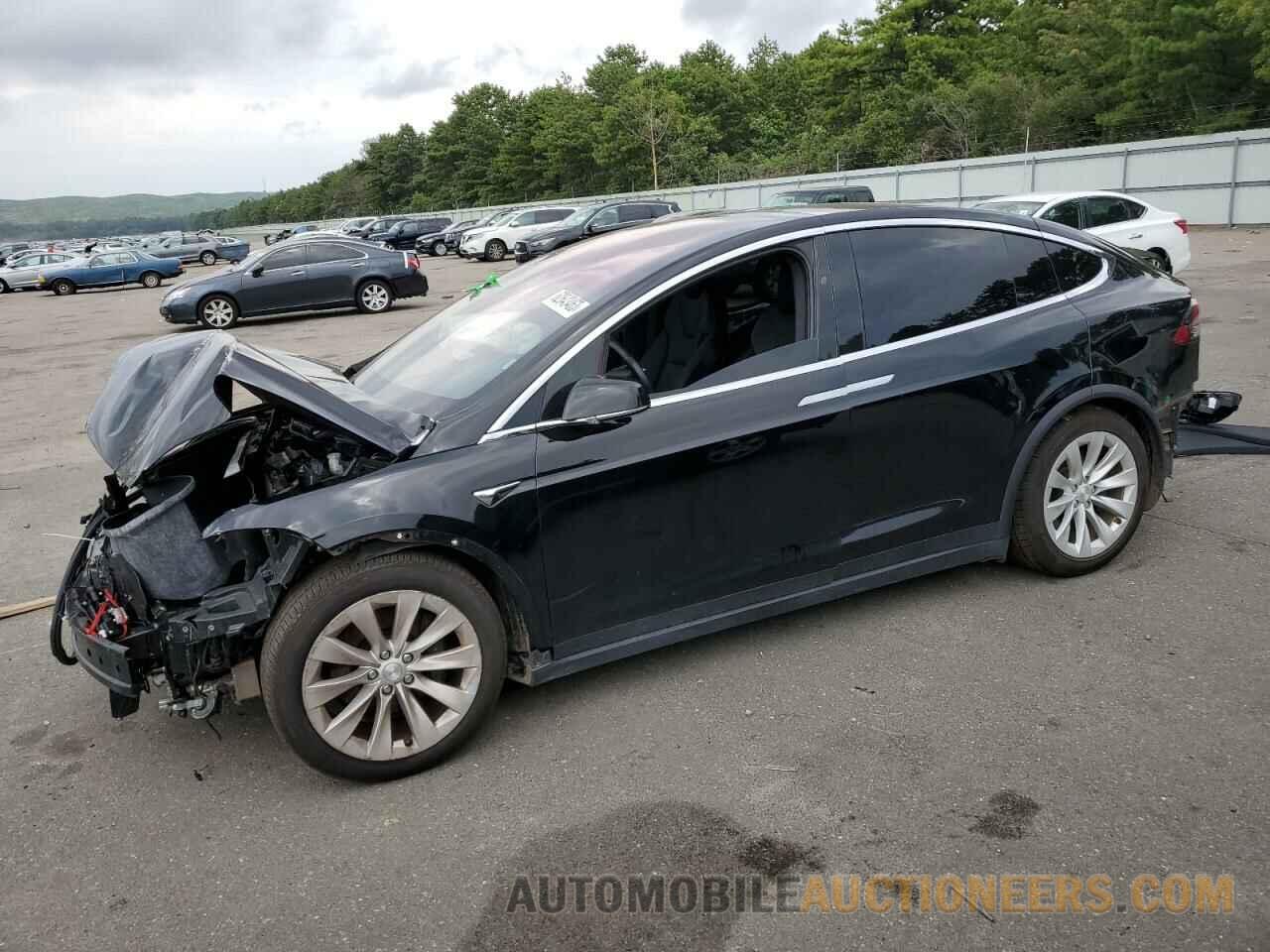 5YJXCBE29LF301562 TESLA MODEL X 2020