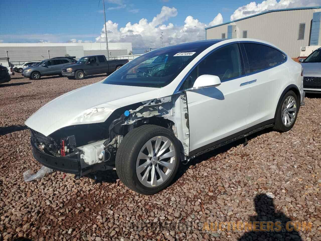 5YJXCBE2XGF012194 TESLA MODEL X 2016