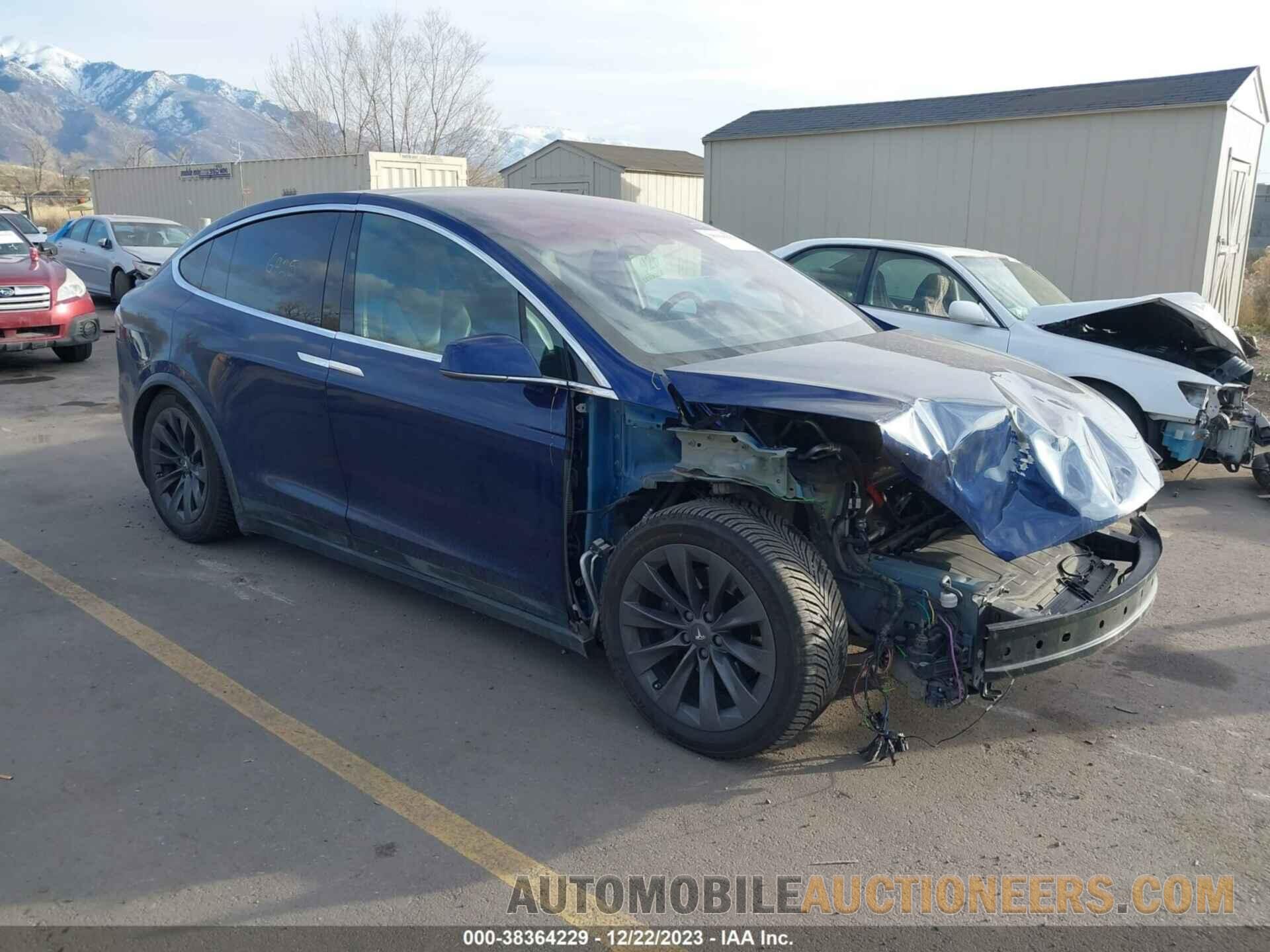 5YJXCBE2XJF102887 TESLA MODEL X 2018