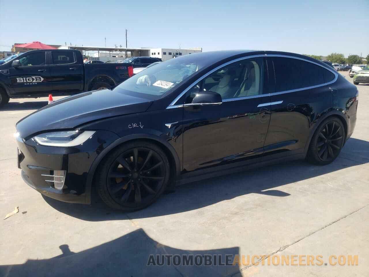 5YJXCBE2XJF111931 TESLA MODEL X 2018