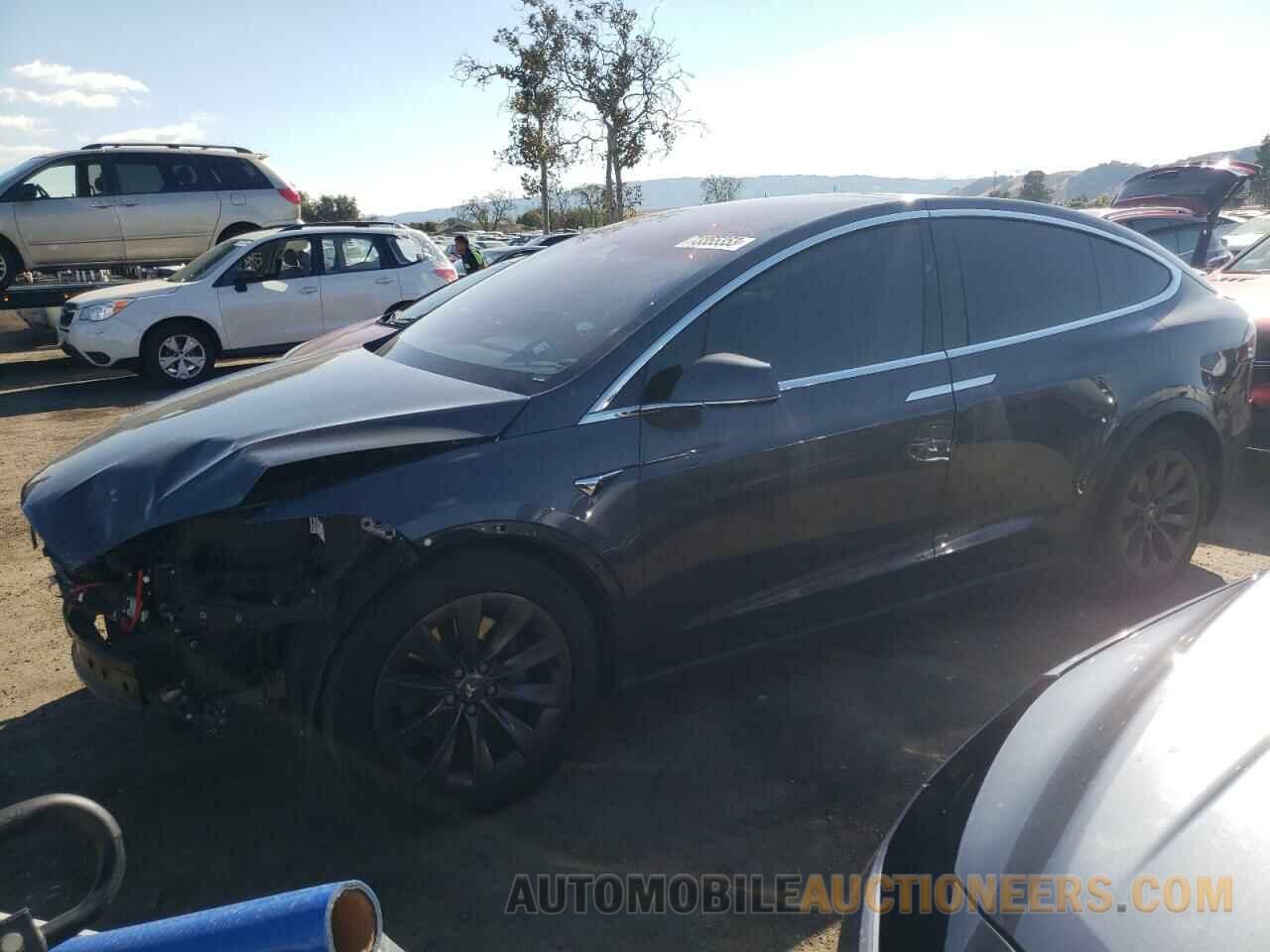 5YJXCBE2XJF121732 TESLA MODEL X 2018