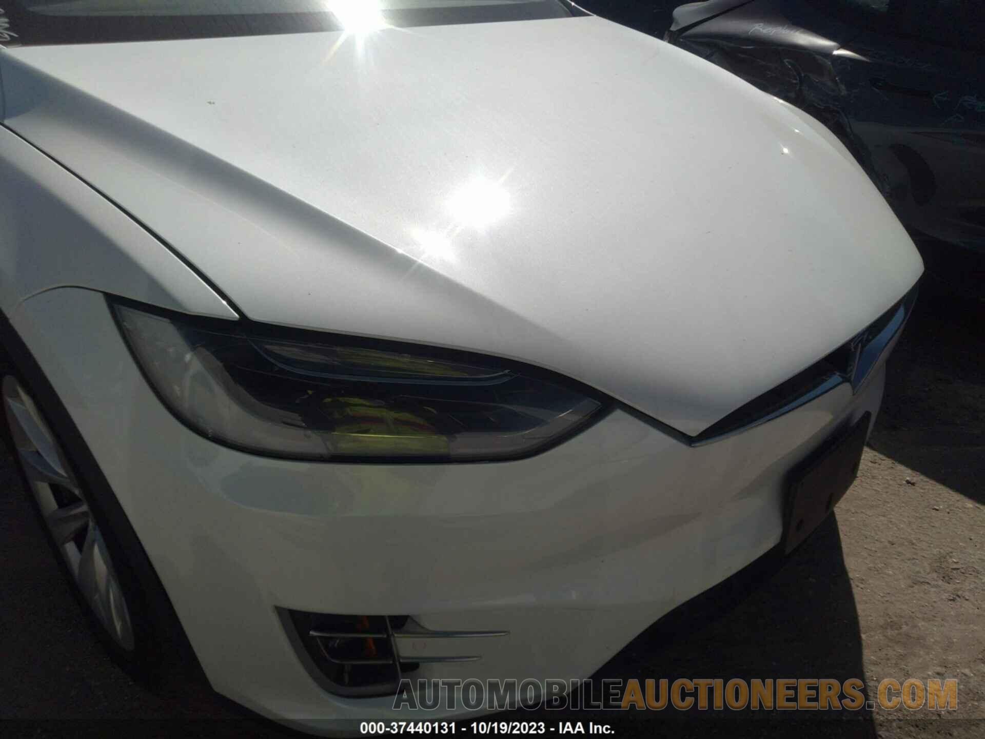 5YJXCBE2XKF190048 TESLA MODEL X 2019