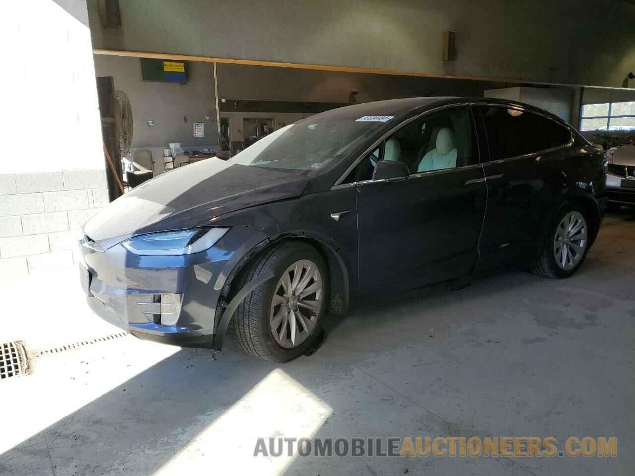 5YJXCBE2XLF228749 TESLA MODEL X 2020