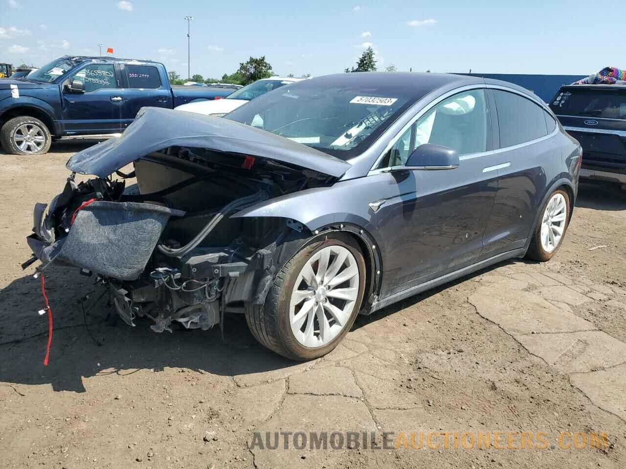 5YJXCBE2XLF234020 TESLA MODEL X 2020