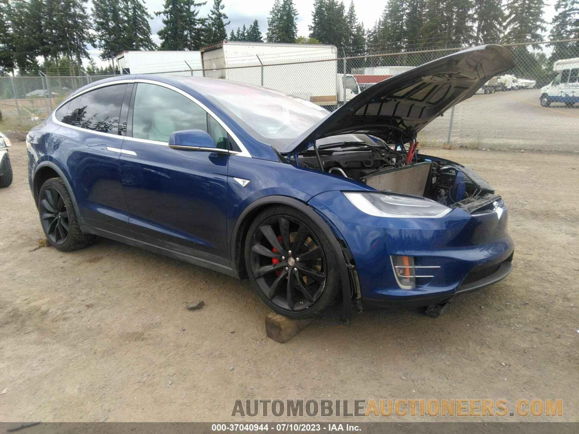 5YJXCBE40GF008057 TESLA MODEL X 2016