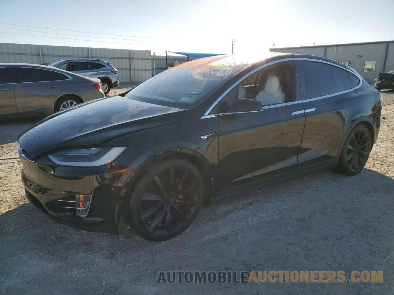 5YJXCBE40KF155228 TESLA MODEL X 2019