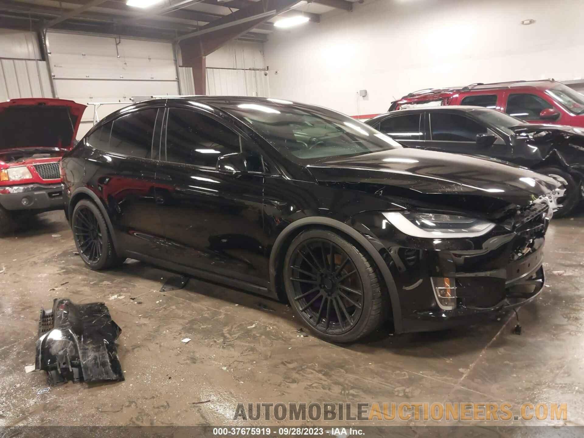 5YJXCBE41KF183054 TESLA MODEL X 2019