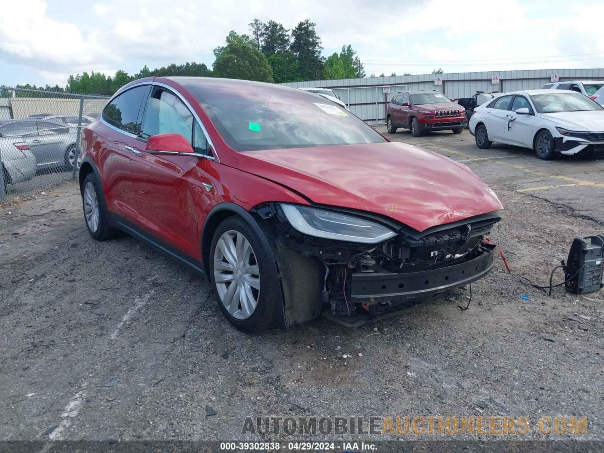 5YJXCBE42GF011901 TESLA MODEL X 2016