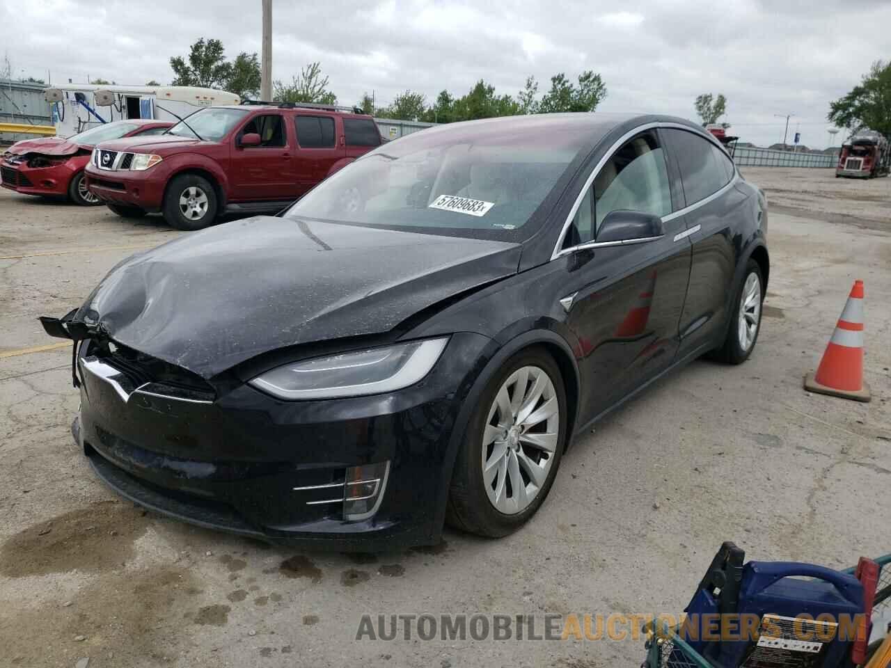 5YJXCBE42JF091255 TESLA MODEL X 2018