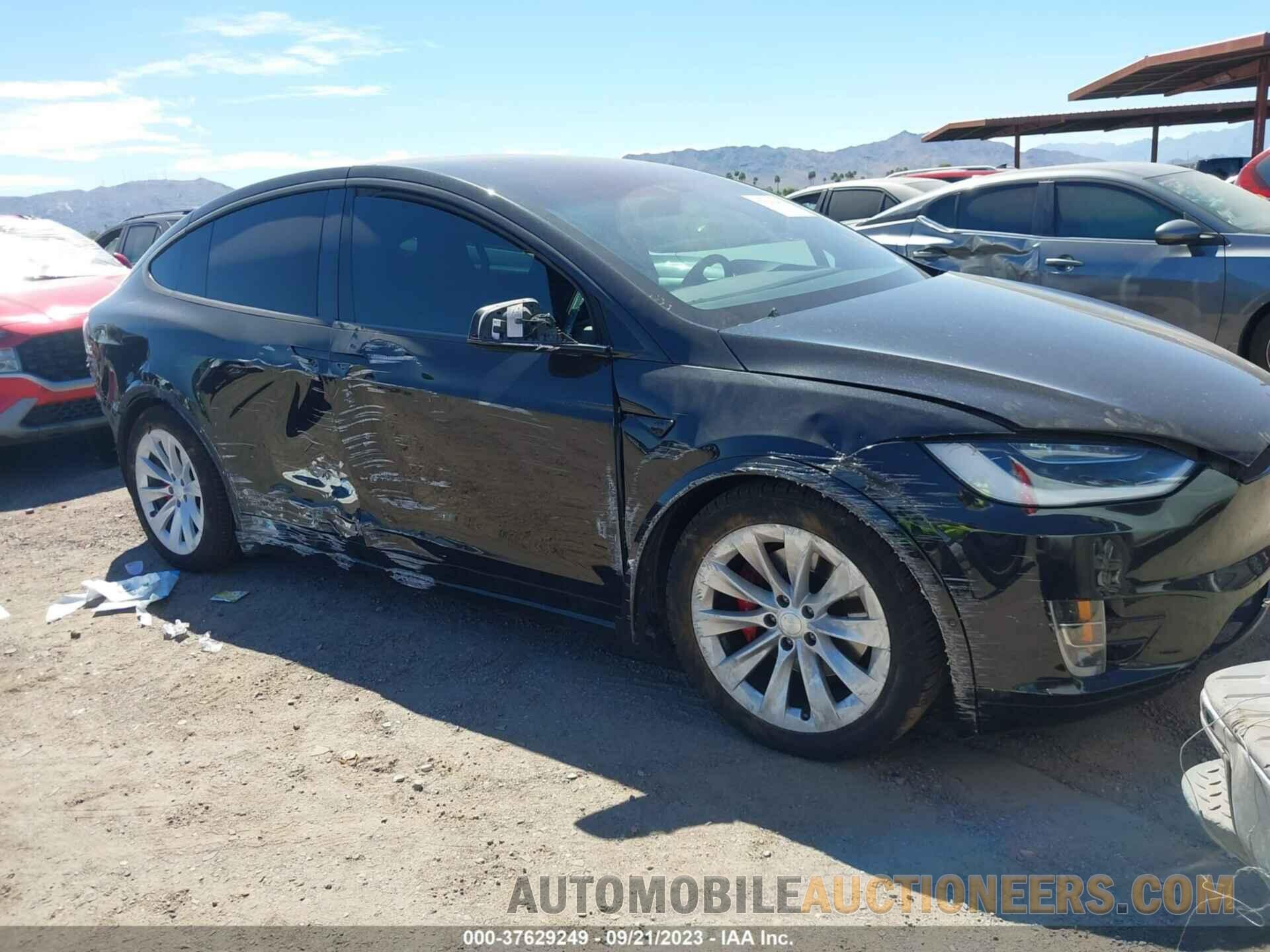 5YJXCBE43GF003631 TESLA MODEL X 2016