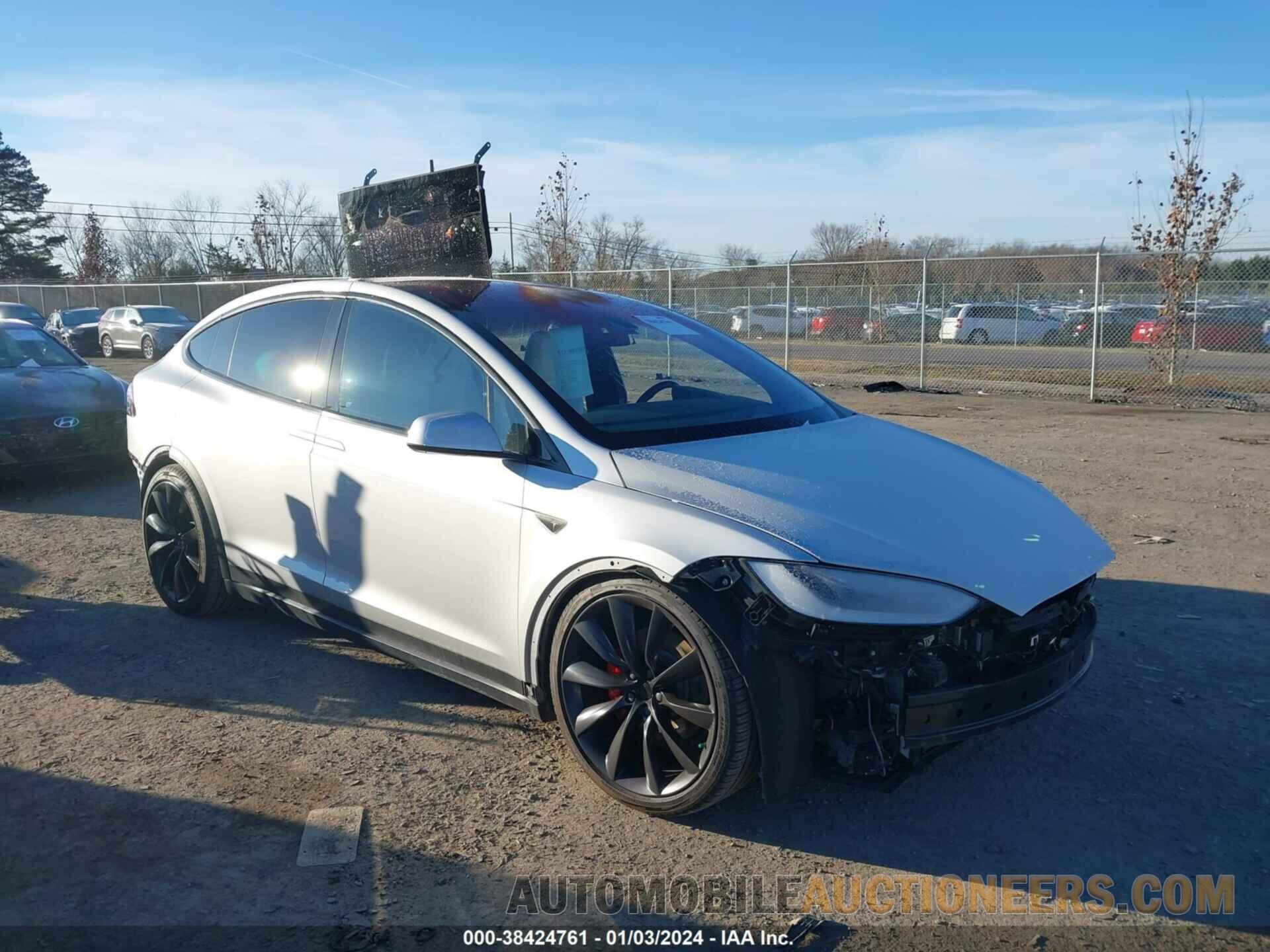 5YJXCBE43GF019571 TESLA MODEL X 2016