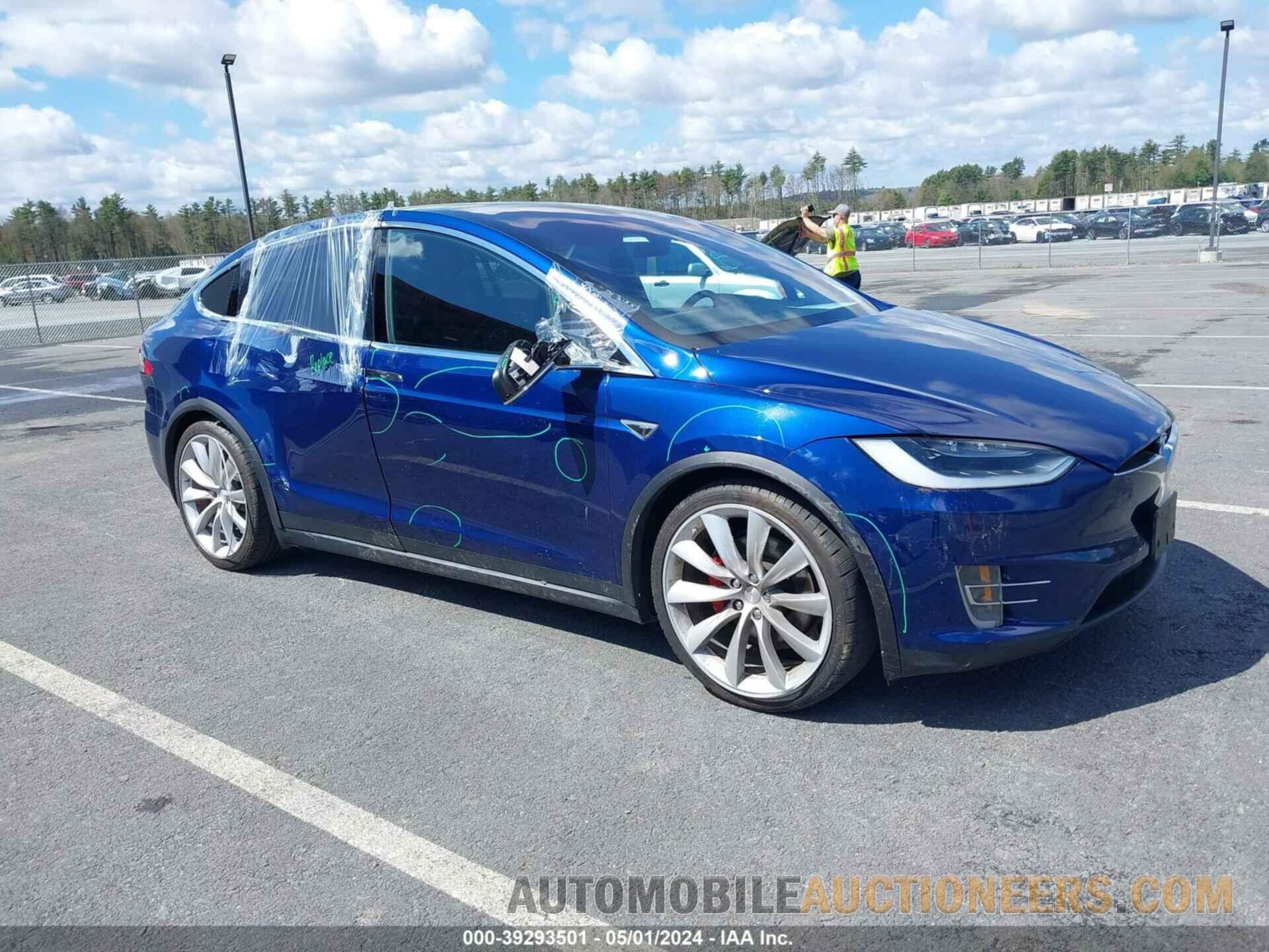 5YJXCBE44GF016260 TESLA MODEL X 2016