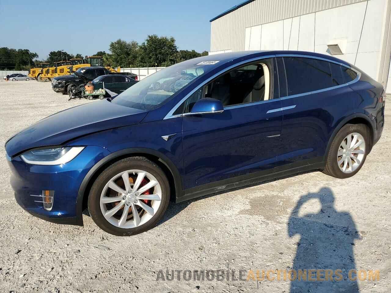 5YJXCBE44HF047316 TESLA MODEL X 2017