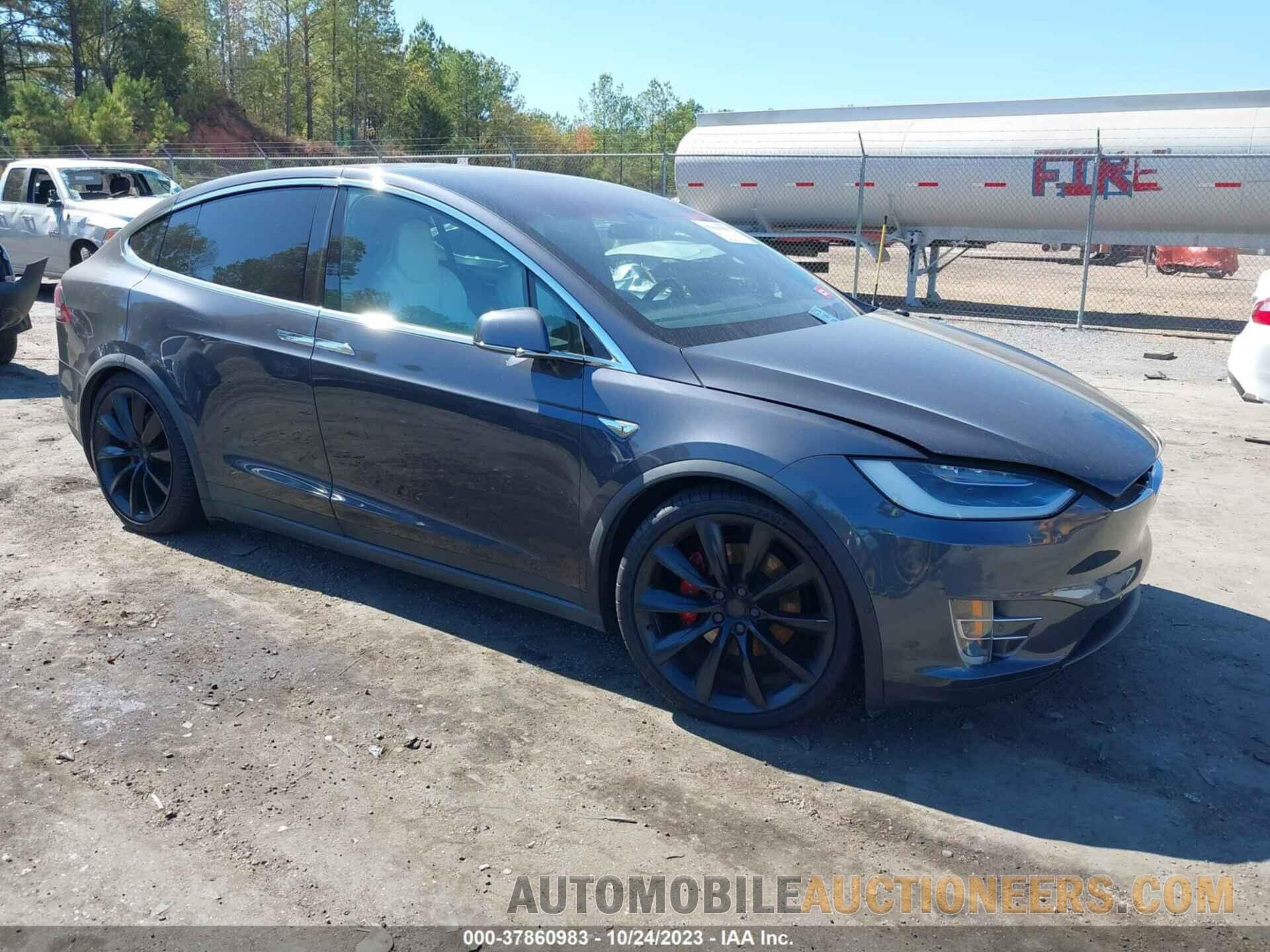 5YJXCBE45GF003565 TESLA MODEL X 2016