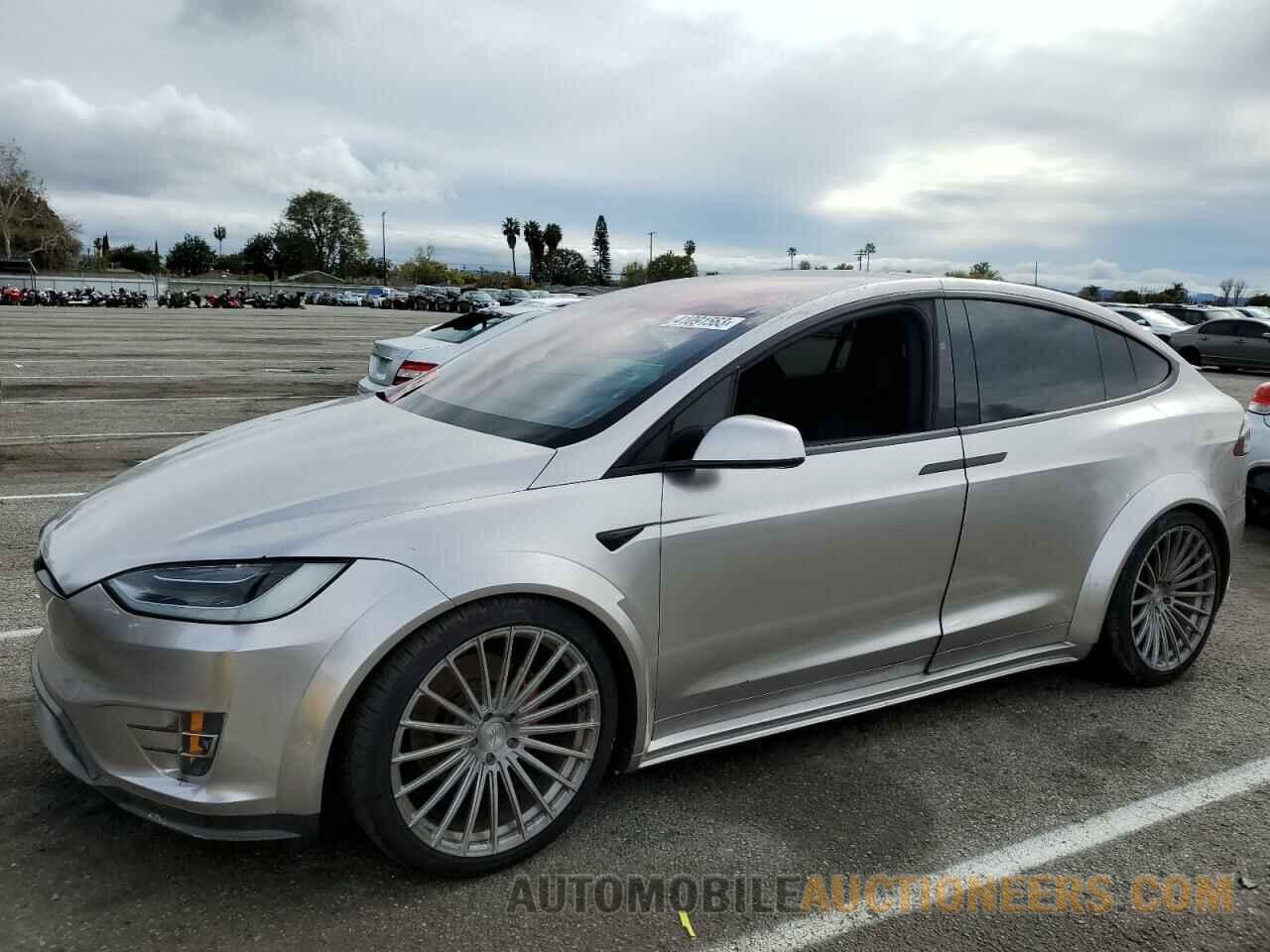 5YJXCBE45JF099334 TESLA MODEL X 2018