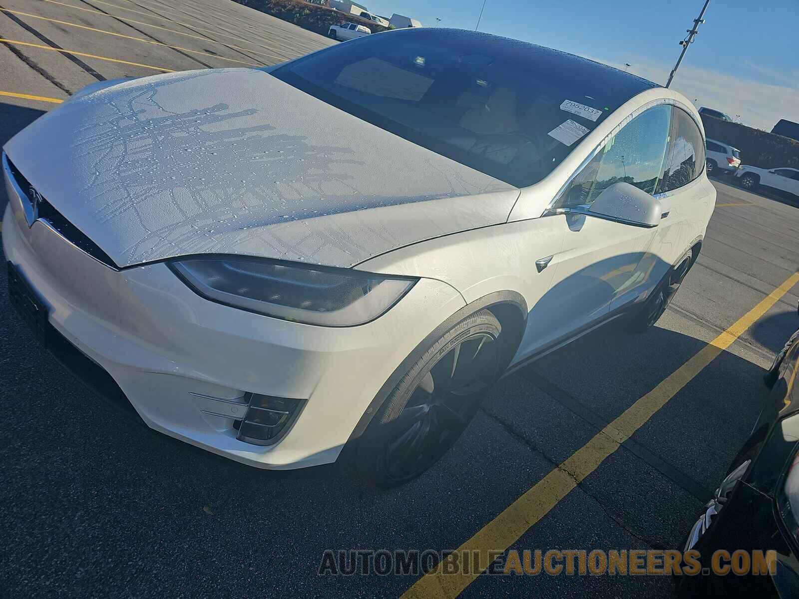 5YJXCBE45KF152258 Tesla Model X 2019