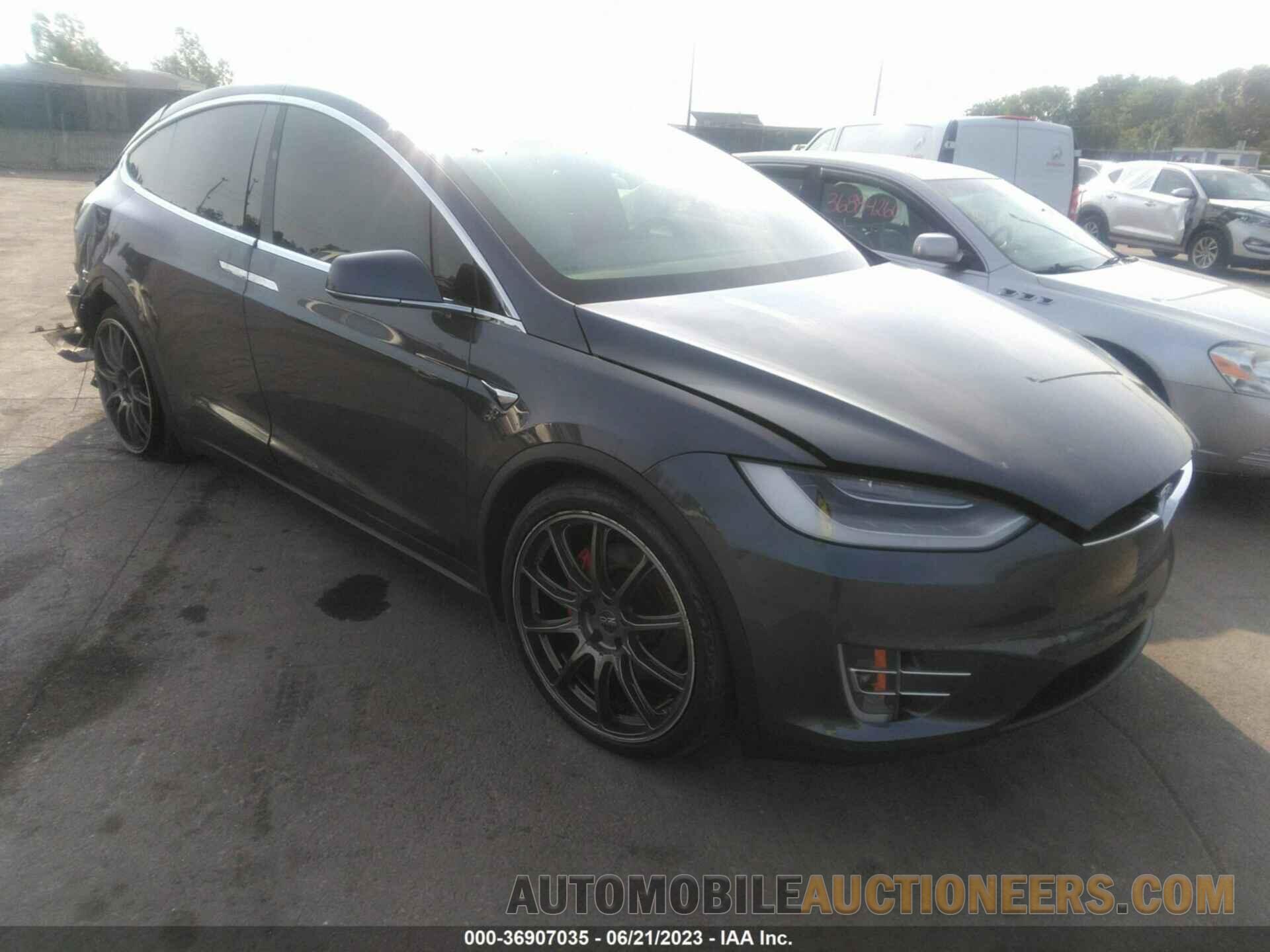 5YJXCBE45MF323223 TESLA MODEL X 2021