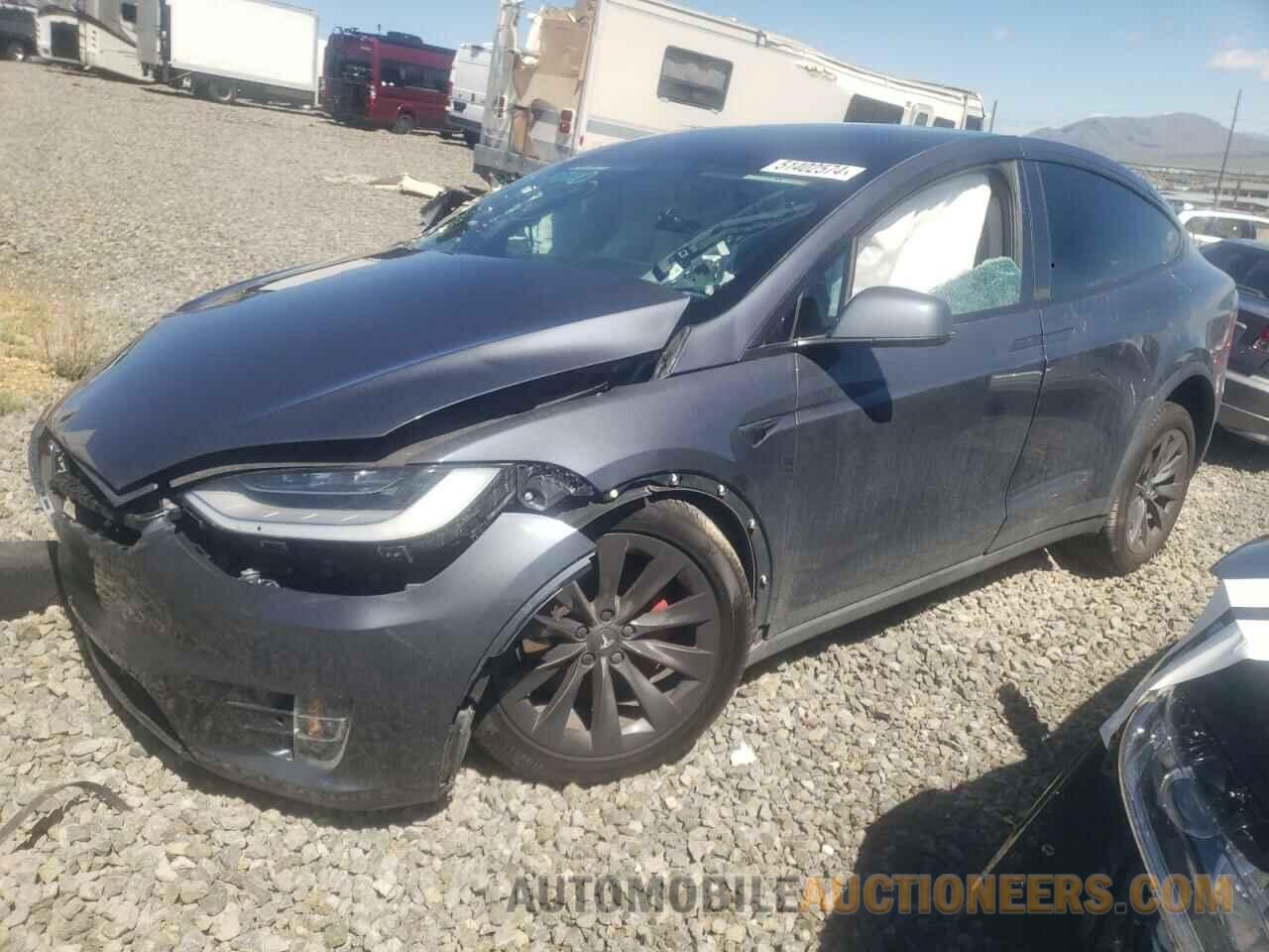 5YJXCBE46MF320847 TESLA MODEL X 2021