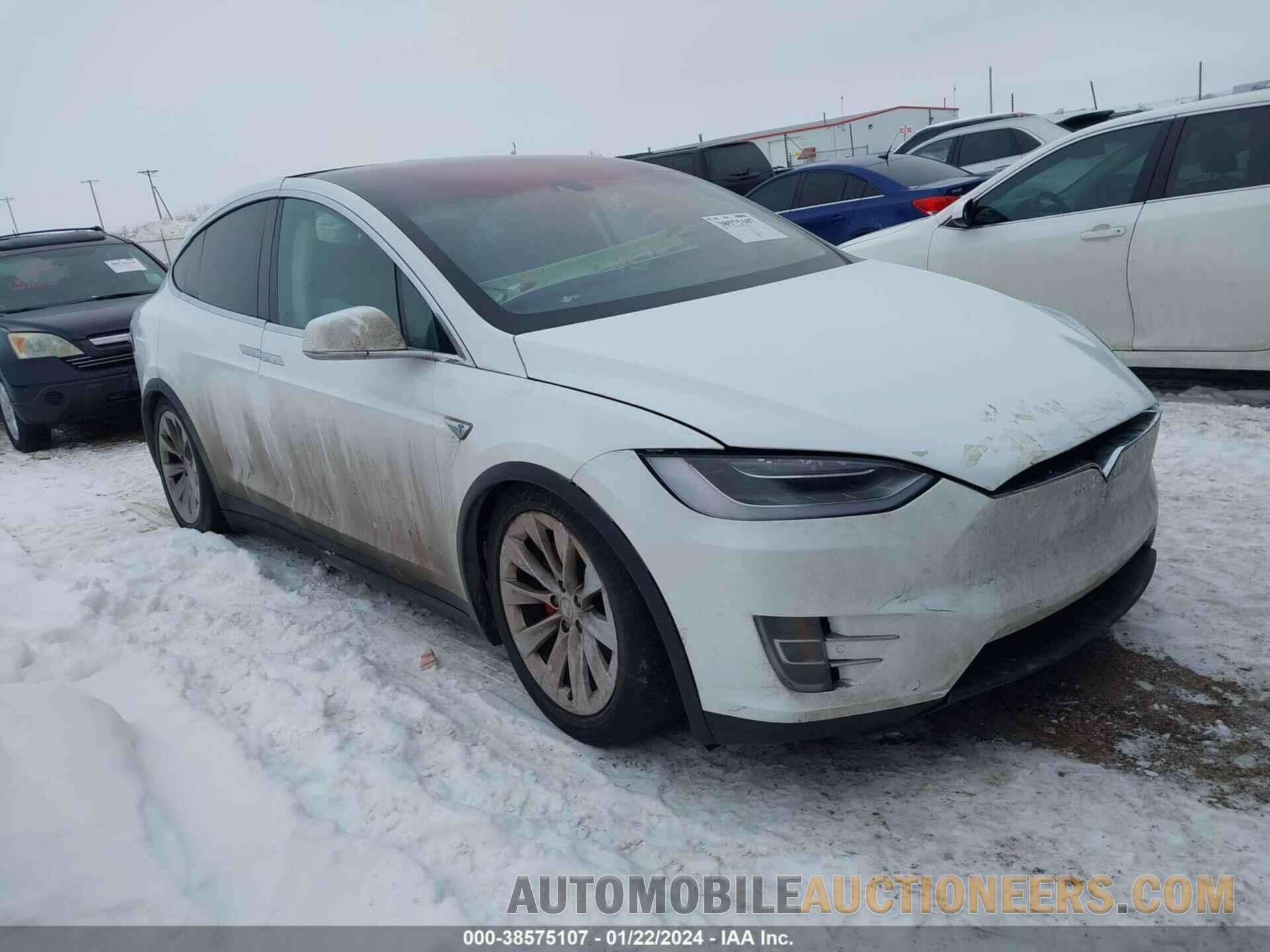 5YJXCBE47GF005107 TESLA MODEL X 2016