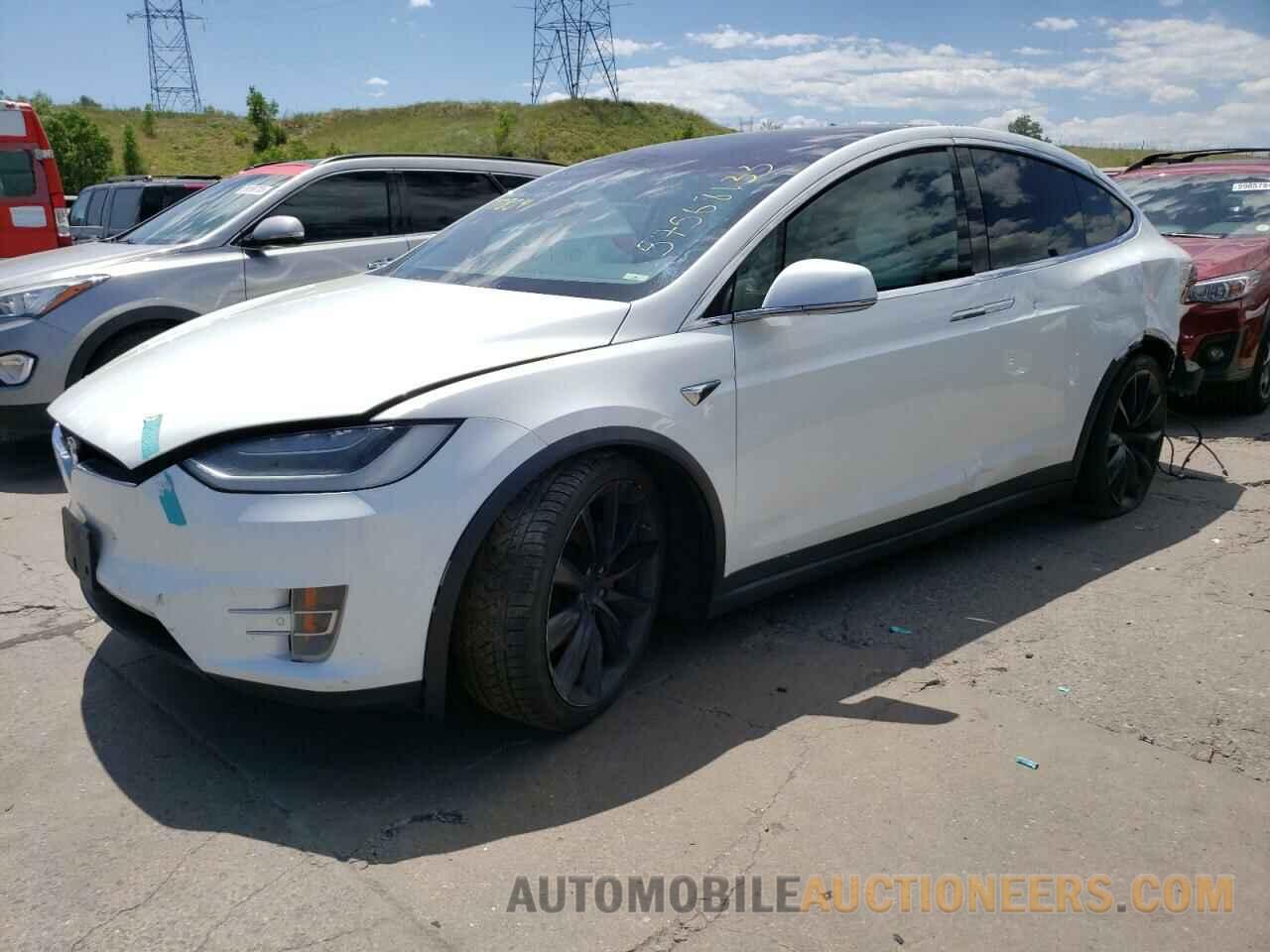 5YJXCBE47GF030976 TESLA MODEL X 2016